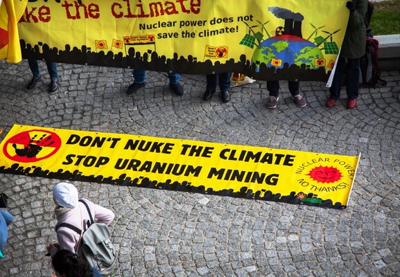 Don't Nuke the Climate: Demo vor dem Hauptsitz der IAEA in Wien und Konferenz, Oktober 2019.